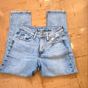 Old Navy Light Wash Mom Jeans